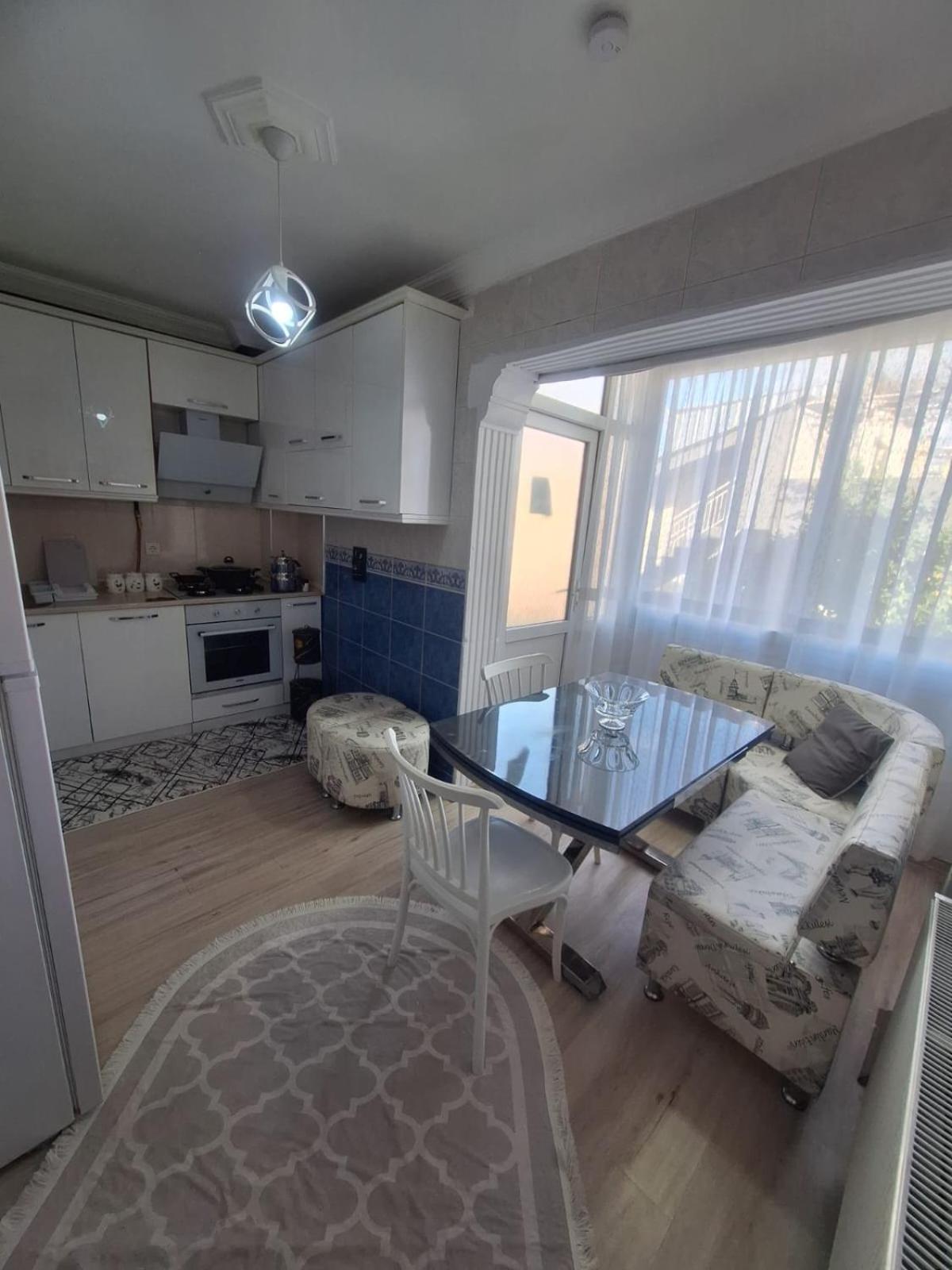 3Ege Ueniversitesine Ve Hastane Ye Cok Yakin Aile Icin Uygun Bornova Exterior foto